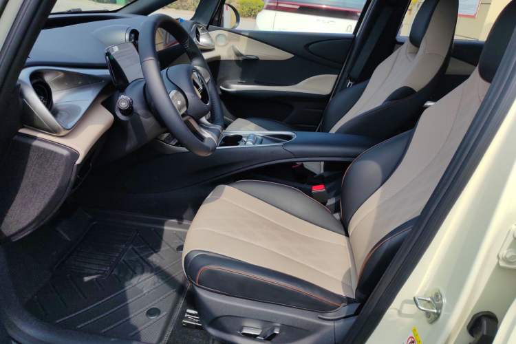 Used BYD Dolphin 2025 420km Free Edition
