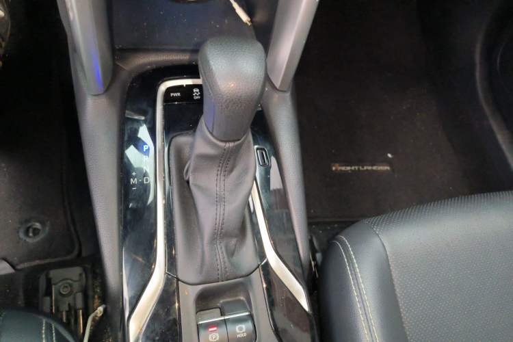 Used Toyota FRONTLANDER 2022 2.0L CVT Luxury Edition
