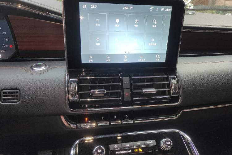 Used Lincoln Navigator 2020 3.5T Prestige Edition Audio And AC Panel