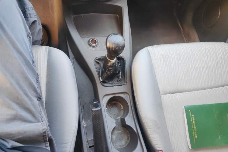 Used Wuling Hongguang 2020 1.2L S Base Model China VI LSI Gear Lever