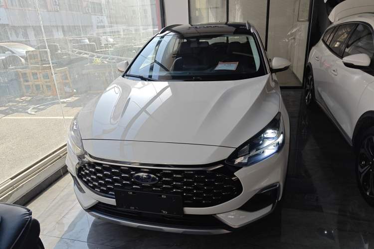 Used Ford Focus 2021 EcoBoost 180 Automatic Hunter Edition
