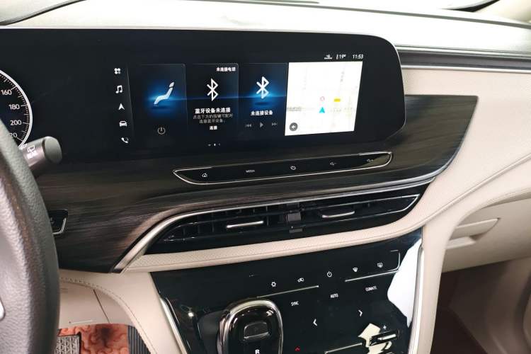 Used Buick GL8 2021 ES Landtrek 653T Comfort Edition