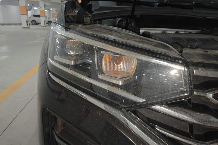 Used Volkswagen Tayron 2022 330TSI Two-Wheel Drive Luxury Smart Connectivity Version