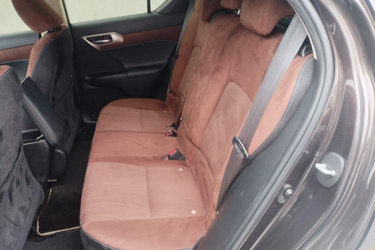 Used Lexus CT 2015 CT200h Chocolate Edition