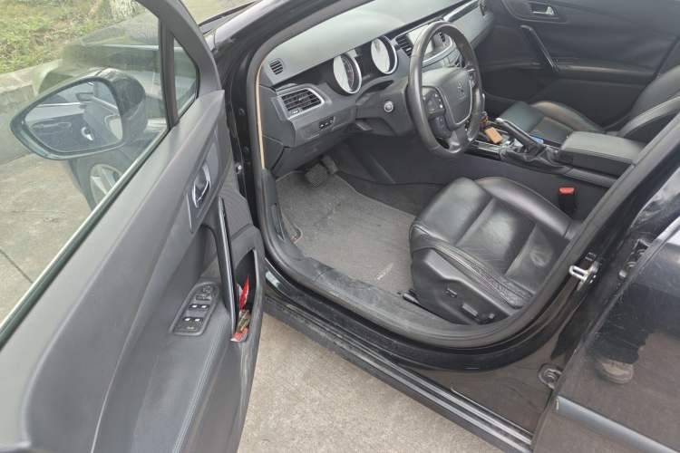 Used Peugeot 508 2011 2.3L Automatic Luxury Edition Driver Seat