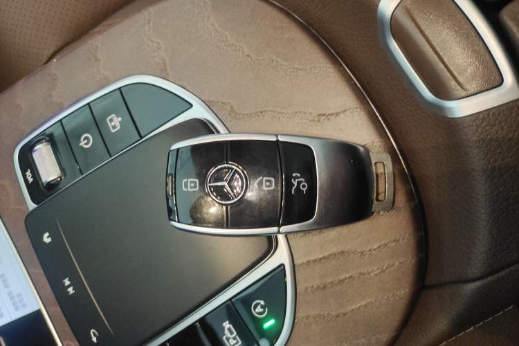 Used Mercedes-Benz E-Class 2021 E 300 L Luxury Model
