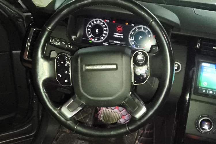 Used Land Rover Discovery 2019 3.0 SC V6 SE
