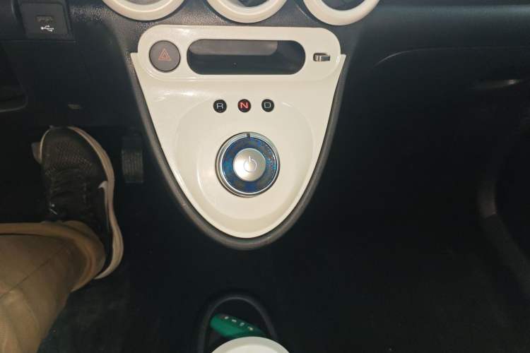 Used ORA Black Cat 2021 351 km Luxury Version Gear Lever