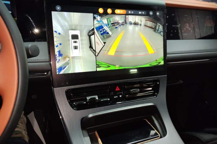 Used GAC Trumpchi E9 2025 E9 Superfast Charging – Master Series
