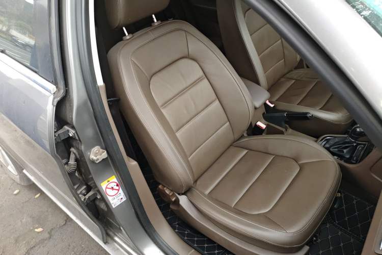 Used Volkswagen Bora 2014 1.6L Automatic Comfort Model