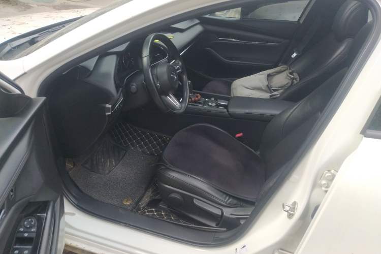Used Mazda Mazda 3 Axela 2021 2.0L Automatic ZhiXuan Edition