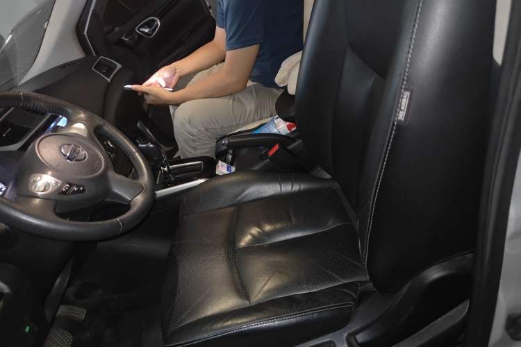 Used Nissan Sylphy 2019 1.6XV CVT Smart Connect Luxury Edition China V Standard Left Front Seat