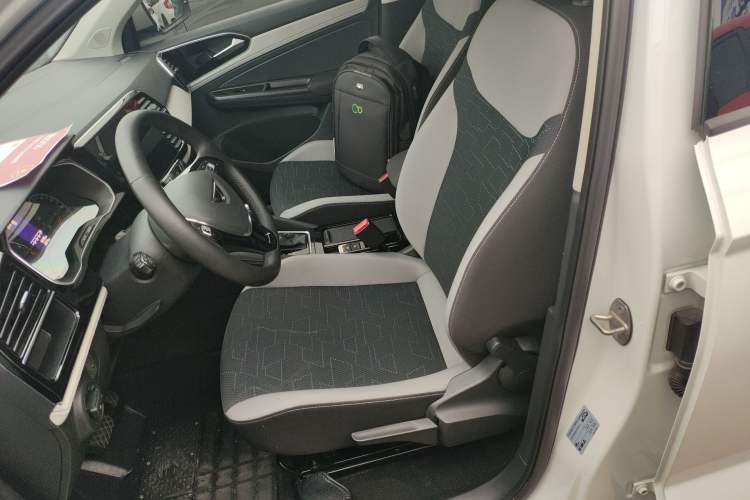 Used Jetta VS5 2023 280TSI Automatic Trend Edition
