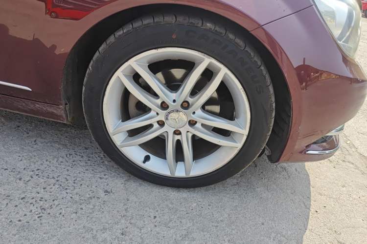 Used Mercedes-Benz C-Class 2013 C 260 CGI Fashion Model Right Front Wheel Hub