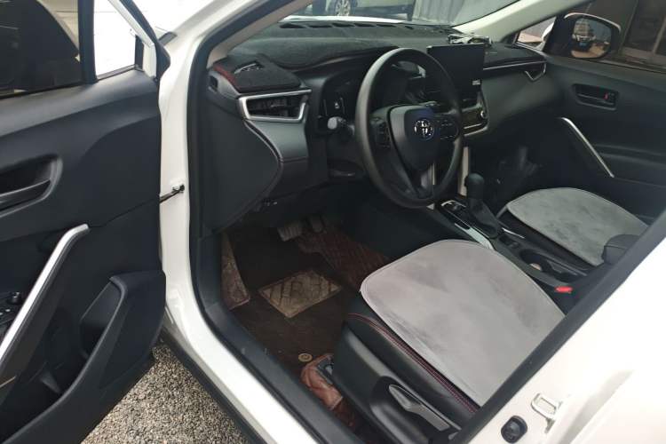 Used Toyota Corolla Cross 2024 2.0L Elite Edition Driver Seat