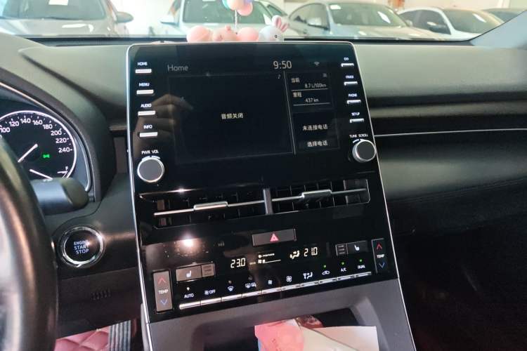 Used Toyota Avalon 2019 2.5L Touring Premium Version China VI Standard
