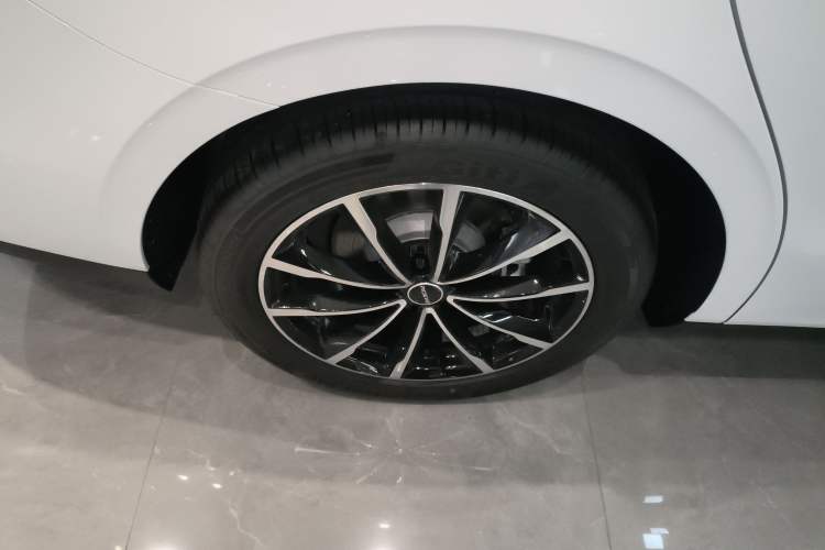 Used Roewe D7 2025 DMH 125km World Champion Edition