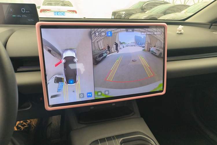 Used Toyota bZ5 2025 Model 550 PRO Audio And AC Panel