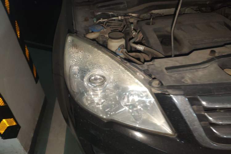 Used Haval H6 2012 2.4L Automatic Two-Wheel Drive Prestige Version
