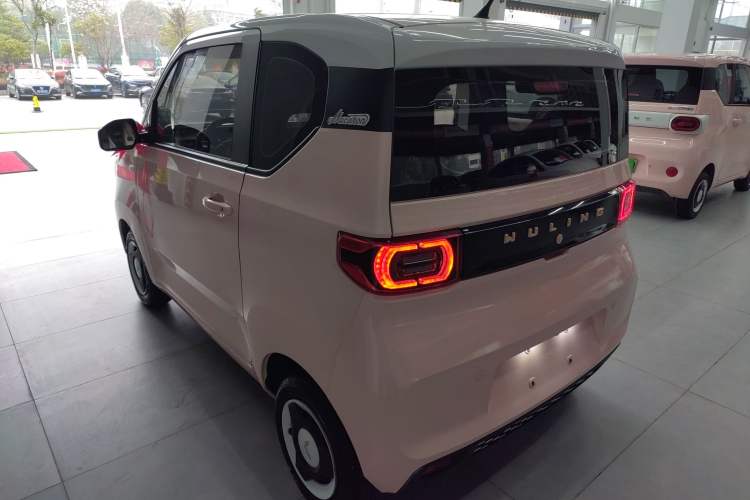 Used Wuling Hongguang MINIEV 2022 Macaron Premium Model – Lithium Iron Phosphate
