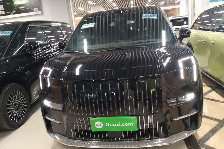 Used Zeekr 009 2024 7-Seater Aisle Version 108 kWh