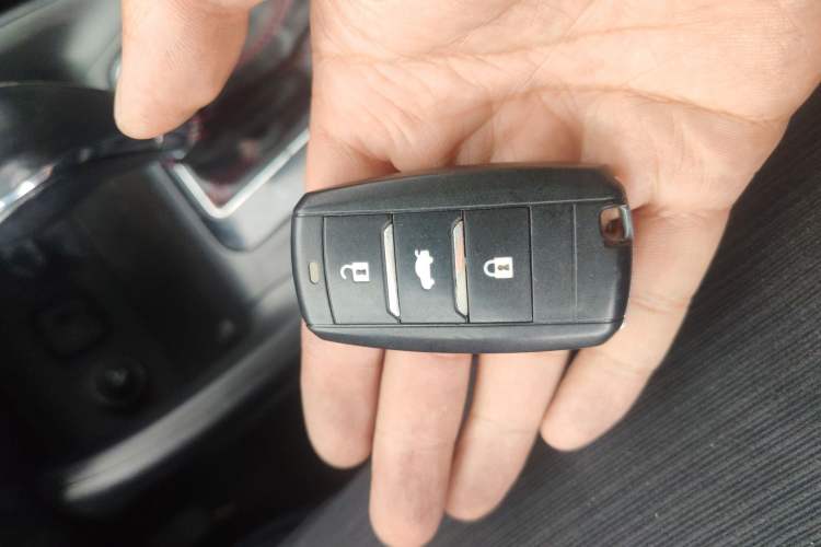 Used CHANGAN CS75 2014 1.8T Automatic Elite Model China IV Standard Vehicle Key