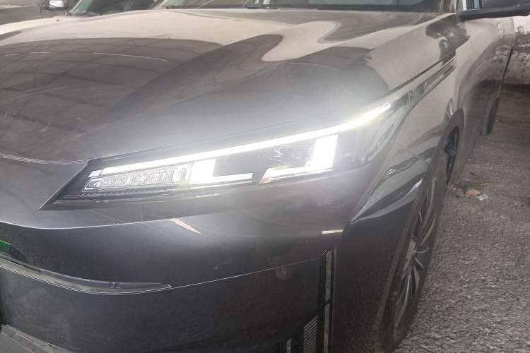 Used CHANGAN NEVO A05 2024 Truly Delicious Version 70" Beyond-Grade Edition Left Front Headlight