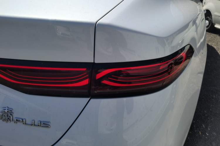 Used BYD Qin PLUS 2025 DM-i Smart Drive 55KM Leading Model
