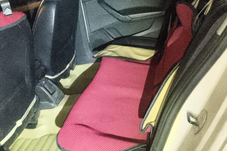 Used Volkswagen Santana 2013 1.6L Manual Comfort Edition Left Rear Seat