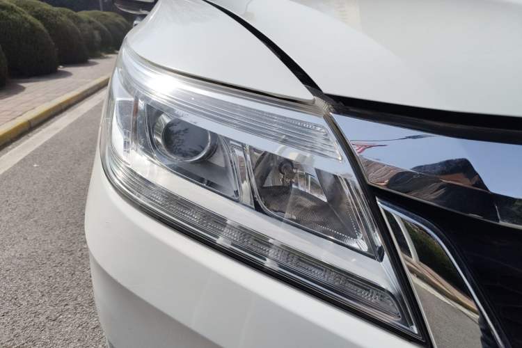 Used Honda Crider 2016 1.8L Manual Comfort Version Right Front Headlight