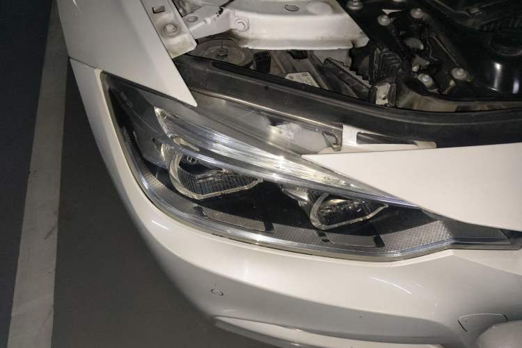 Used BMW 3 Series 2016 320i Fashion Model
