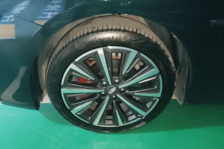 Used Chery Arrizo 8 2025 2.0T Automatic Yu+
