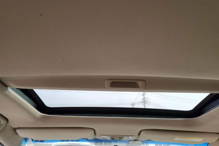 Used Honda Jade 2013 1.8L CVT Luxury Edition 5 seats