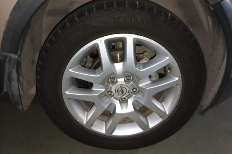 Used Opel Antara 2011 2.4 Luxury Two-Wheel-Drive Version