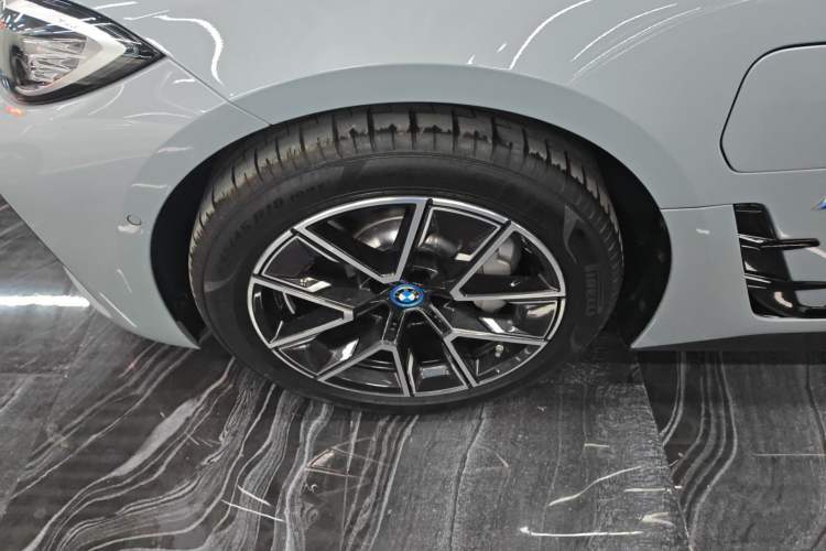 Used BMW i4 2023 eDrive40