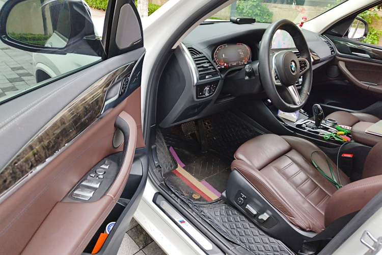 Used BMW X3 2020 xDrive30i Luxury Model with M Sport Package Driver Seat