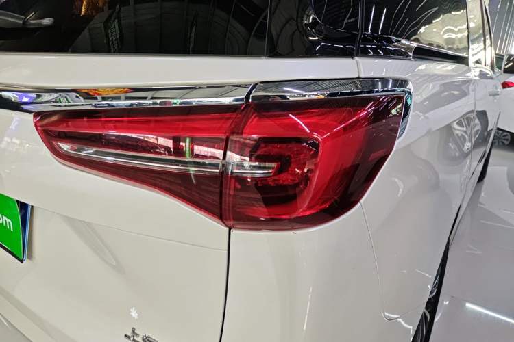 Used Buick GL8 2020 ES Land Cruiser 653T Comfort Edition
