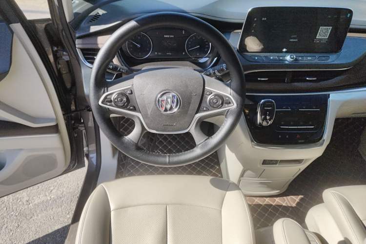 Used Buick GL8 2023 Land Executive Class Smart Enjoyment Model