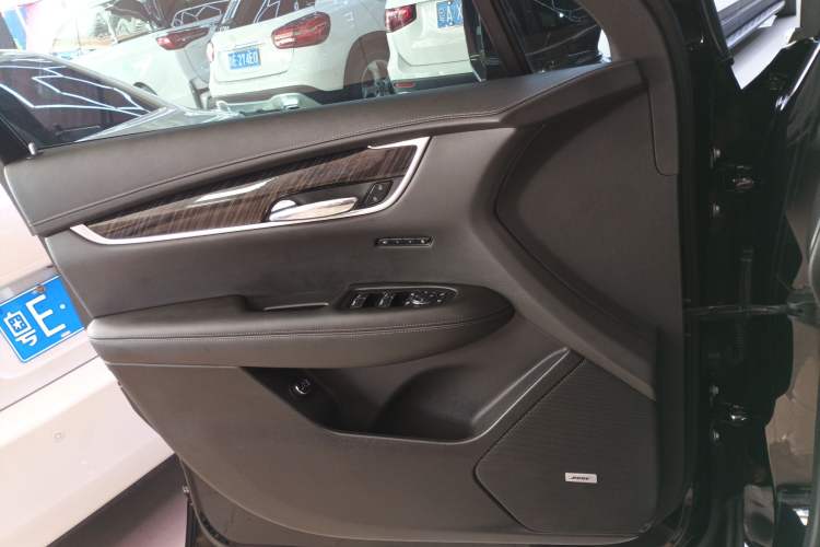 Used Cadillac XT6 2021 2.0T 6-Seater Two-Wheel Drive Luxury Version
