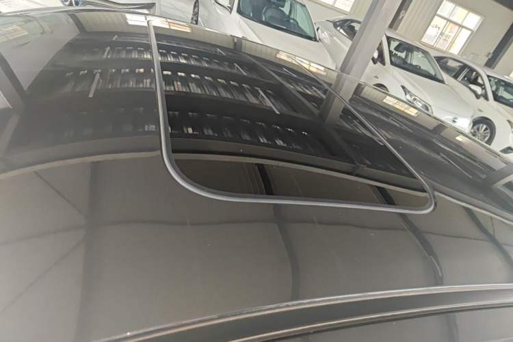 Used CHANGAN UNI-V iDD 2023 Zhidian iDD 1.5T 113km Smart & Fun Version (Rapid Edition) Roof