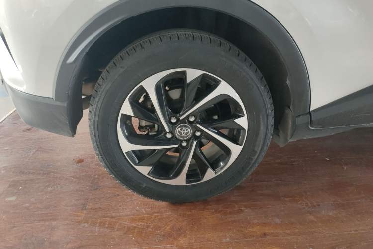 Used Toyota IZOA 2018 2.0L Yichi Edition China V Standard Right Rear Wheel Hub
