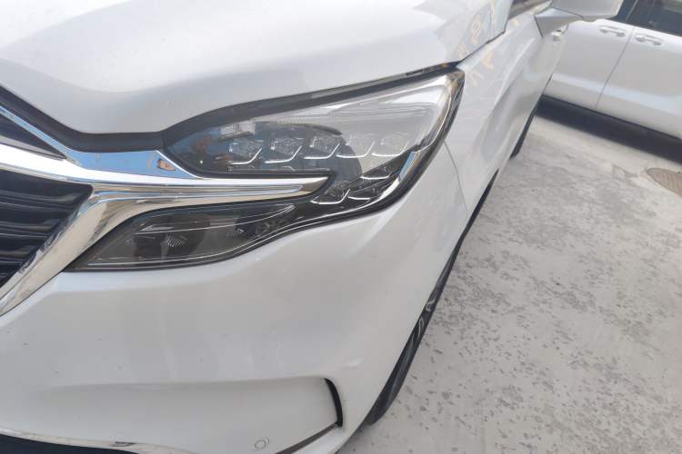 Used Buick GL8 2022 ES Land Cruiser 653T Luxury Model
