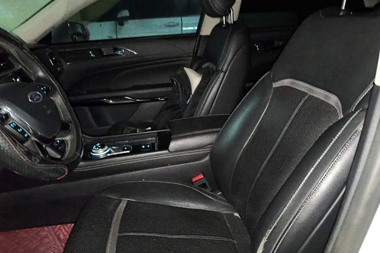 Used Ford Taurus 2015 EcoBoost 245 Luxury Model