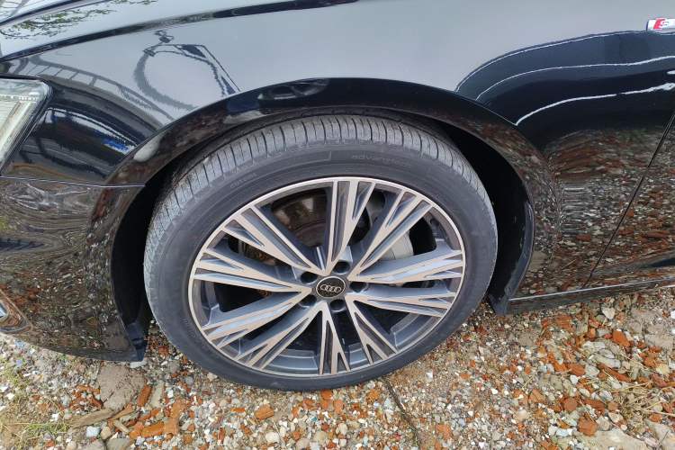 Used Audi A6L 2023 45 TFSI Prestige Dynamic Edition Left Front Wheel Hub