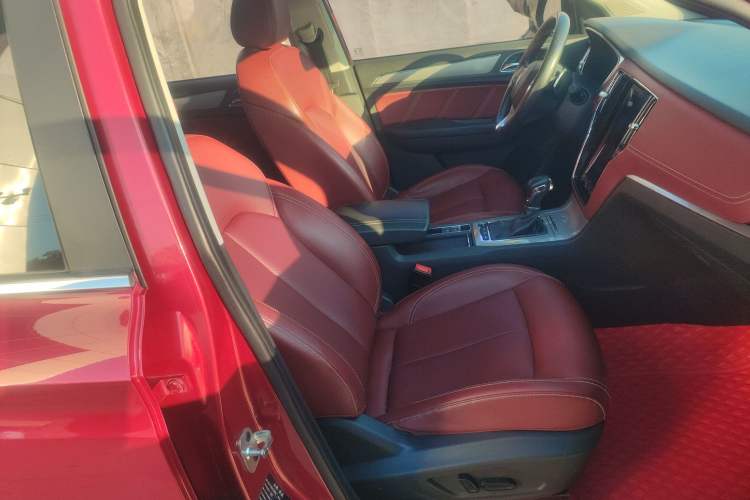 Used Roewe RX5 2016 30T Four-Wheel Drive Automatic Internet Smart Luxury Edition
