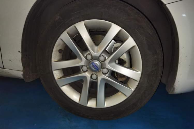 Used Volvo S60 2018 S60L T3 Smart Upgrade Edition Right Front Wheel Hub