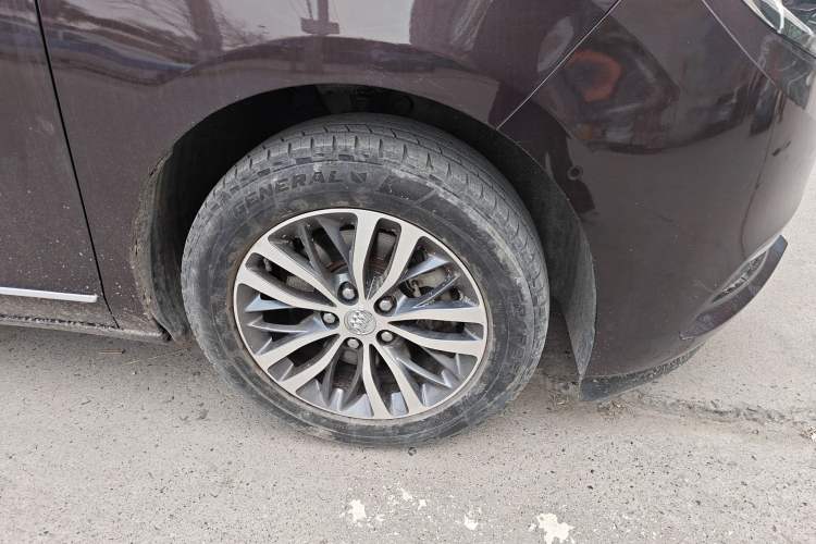 Used Buick GL8 2017 ES 28T Flagship Model China V Standard