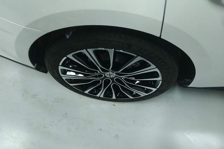 Used MG 7 2023 2.0T Automatic Hunter Luxury Edition