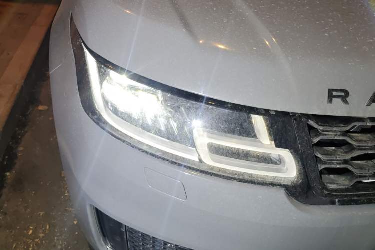 Used Land Rover Range SportNew Energy 2018 P400e Right Front Headlight