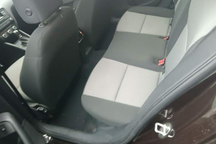 Used Skoda Octavia 2017 Classic Model 1.6L Automatic Comfort Edition